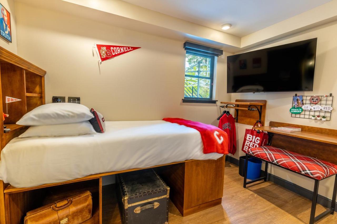 The Dorm Hotel Ithaca Exterior photo